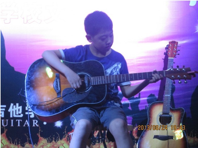 ���뼪��ѧУ���ջ���